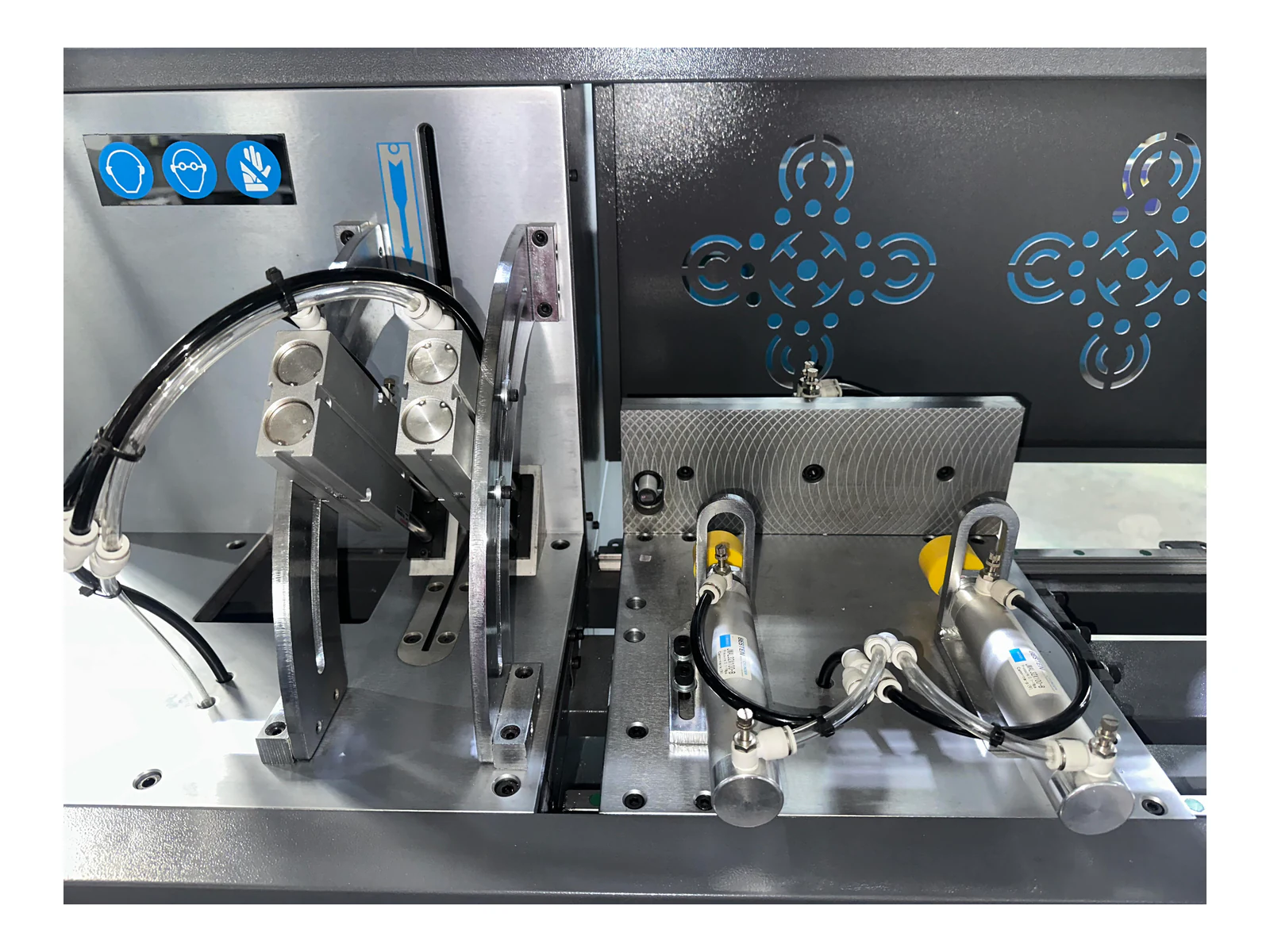 Automatic Corner Connector Cutting Saw LJMJ-450 - view 2