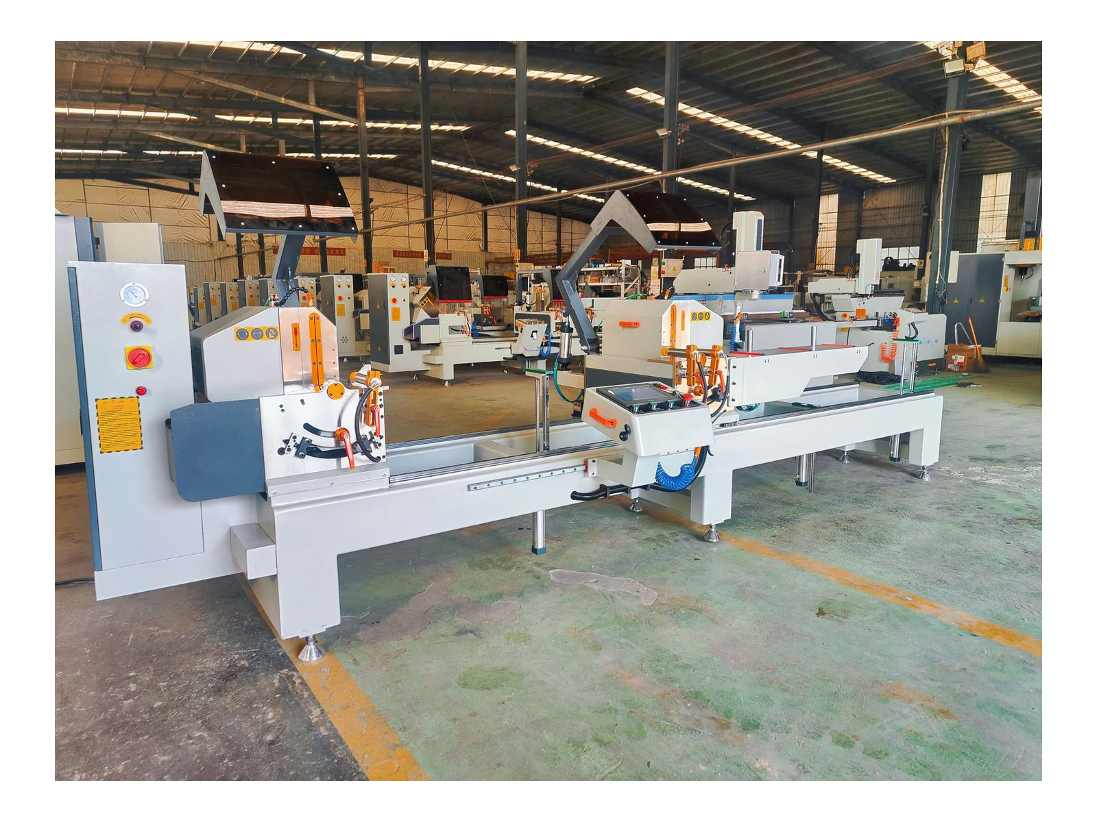 Double-Head CNC Precision Cutting Saw LJZ2-CNC-550x4200 - view 3