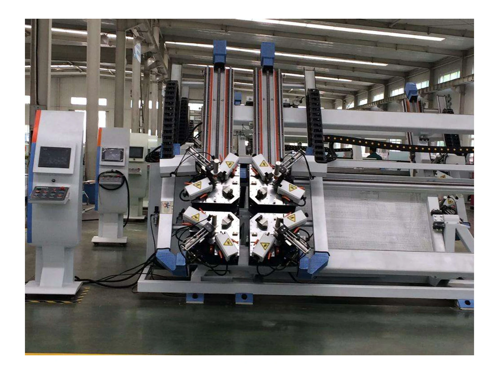 Four-Head CNC Corner Crimping Machine LM4-CNC-100x1800x3000 - view 3