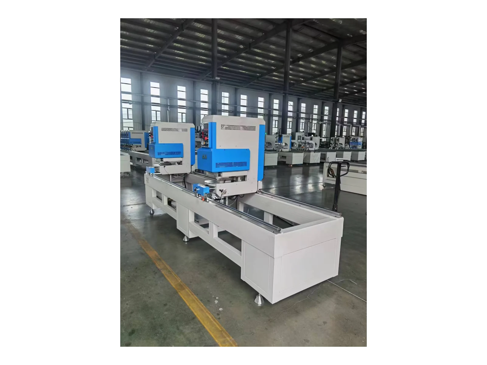 Heavy-Duty Two-Position Double-Sided Seamless Welding Machine SJZ2GC-140x3500 - view 3