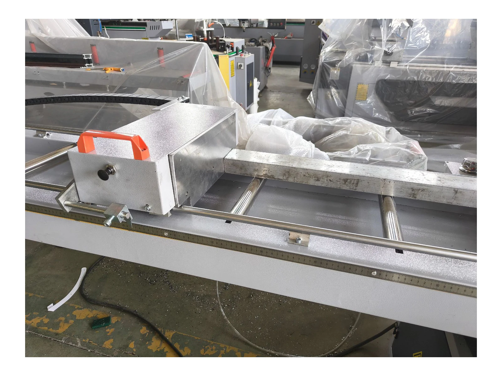 Single-Head Arbitrary-Angle Aluminium Cutting Saw LJZ-CNS-600 - view 8