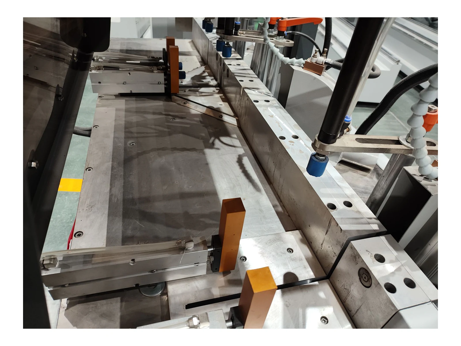 Sliding Door CNC Three-Head Cutting Saw LJZ3-CNC-500x4200 - view 6