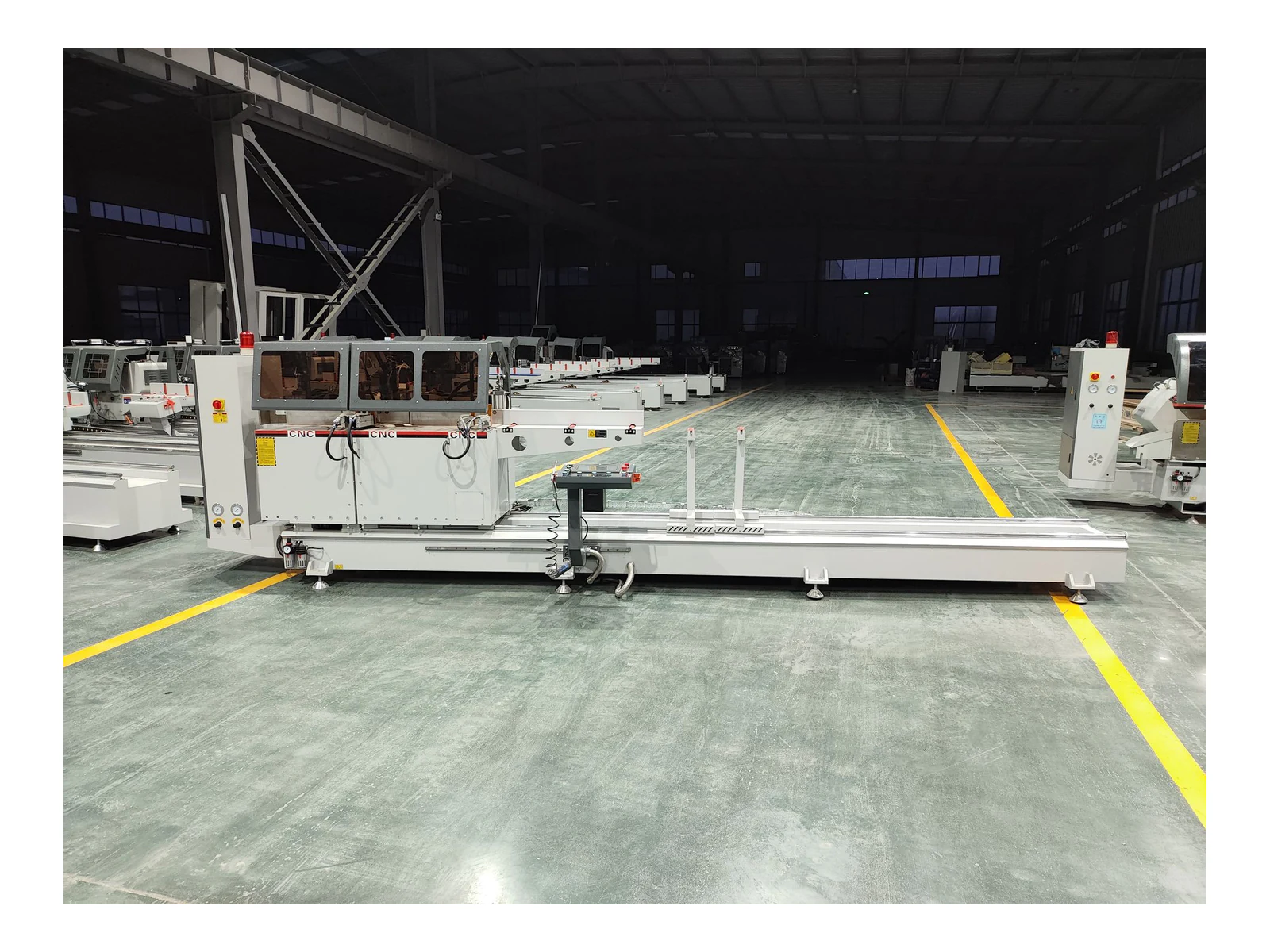 Sliding Door CNC Three-Head Cutting Saw LJZ3-CNC-500x4200 - view 3