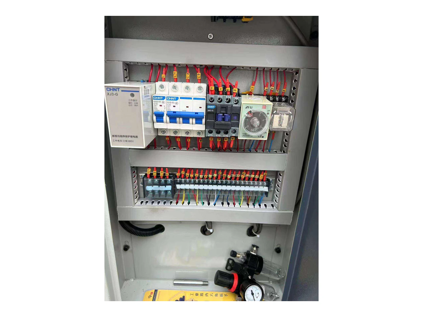 Synchronous Aluminium Corner Crimping Machine LJJ-120 - view 5