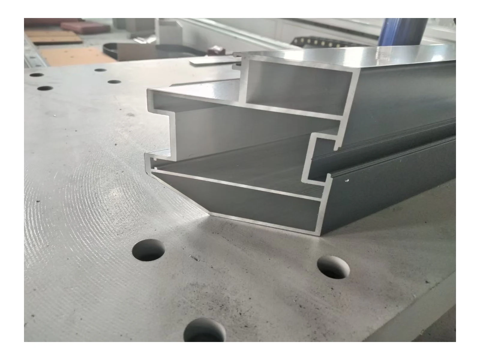 Three-Axis CNC Aluminium Profile Cutting Saw LRZ2-CNC-4200 - view 5