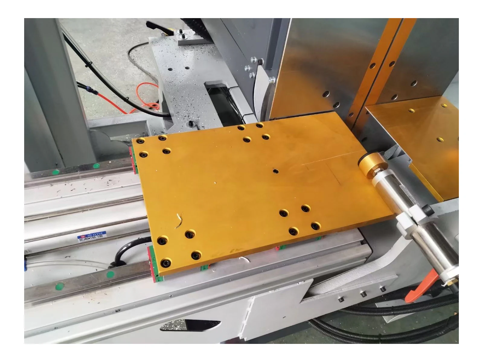 Three-Axis CNC Aluminium Profile Cutting Saw LRZ2-CNC-4200 - view 6